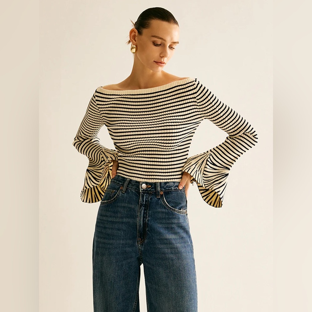 Commense Black & Cream Striped Bell-Sleeve Boatneck Top, NWT - Picture 2 of 10